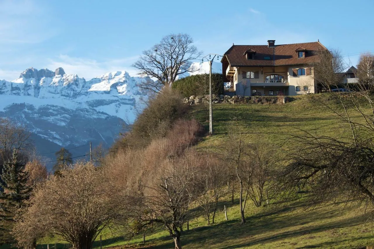 Les Hauts De Savoie Bed & Breakfast Passy